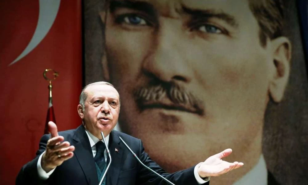 Οι "Κεμαλικοί" αντιτάσσονται στον Ερντογάν ως προς την Αγία Σοφία